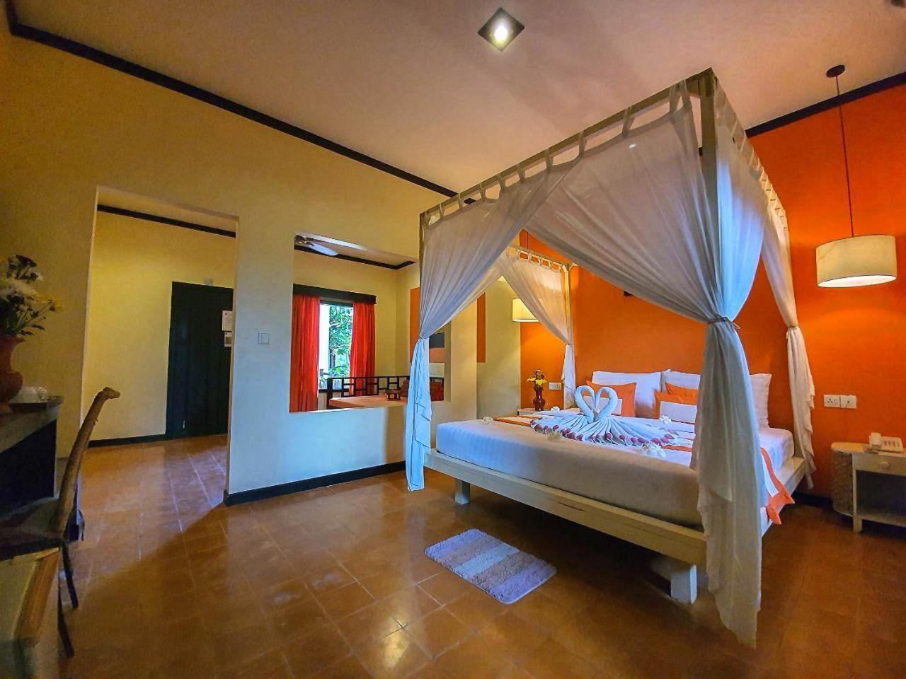 Residence Indochine Suite Ciudad de Siem Riep Habitación foto